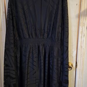 BloomChic Geometric Black Long Sleeve Dress